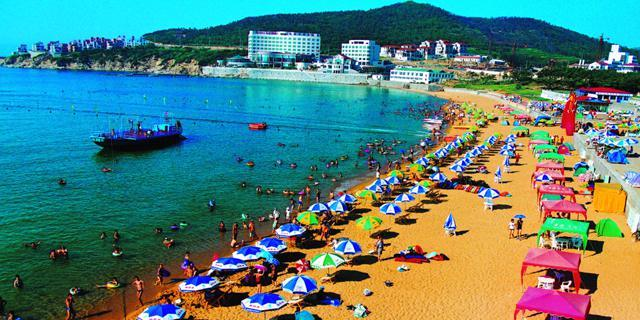 青岛与威海，海滨城市的魅力对决，哪个更值得一游？，青岛与威海海滨魅力对决，谁更胜一筹，必游之选！