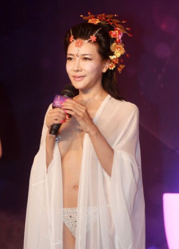 龚玥菲演的电影全集，探索一位演员的影视之旅，龚玥菲影视之旅，探索演员的电影世界