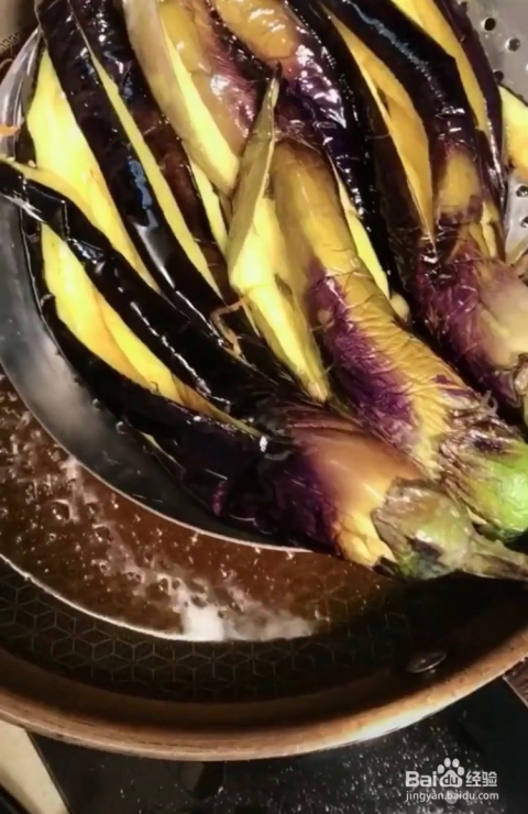 茄子，千变万化的烹饪艺术，如何演绎最美味的传奇，茄子，千变万化的烹饪艺术演绎最美味的传奇食谱