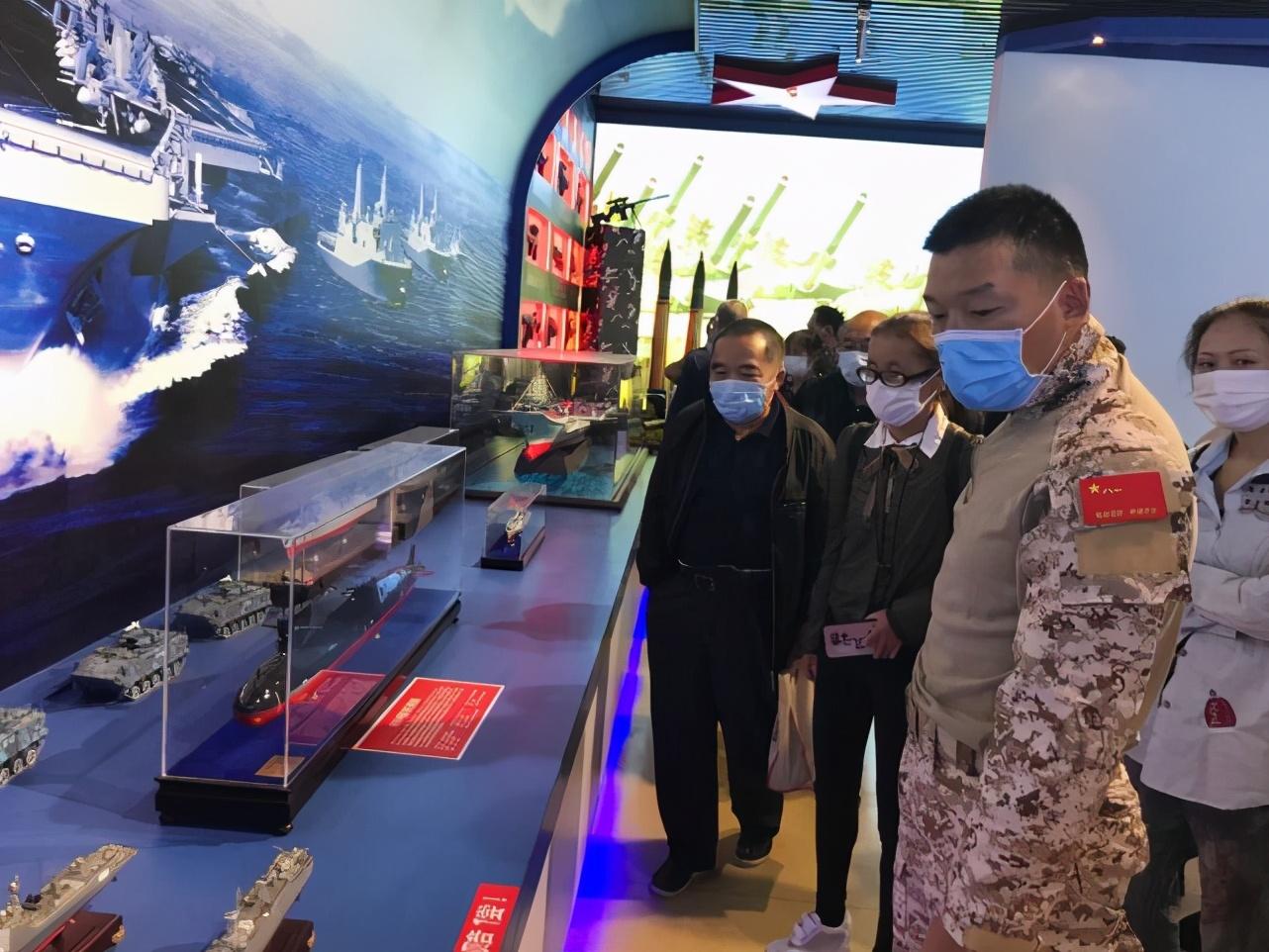 蛟龙突击队臂章高清图，荣耀的象征与力量的展现，蛟龙突击队臂章高清图，荣耀与力量的象征