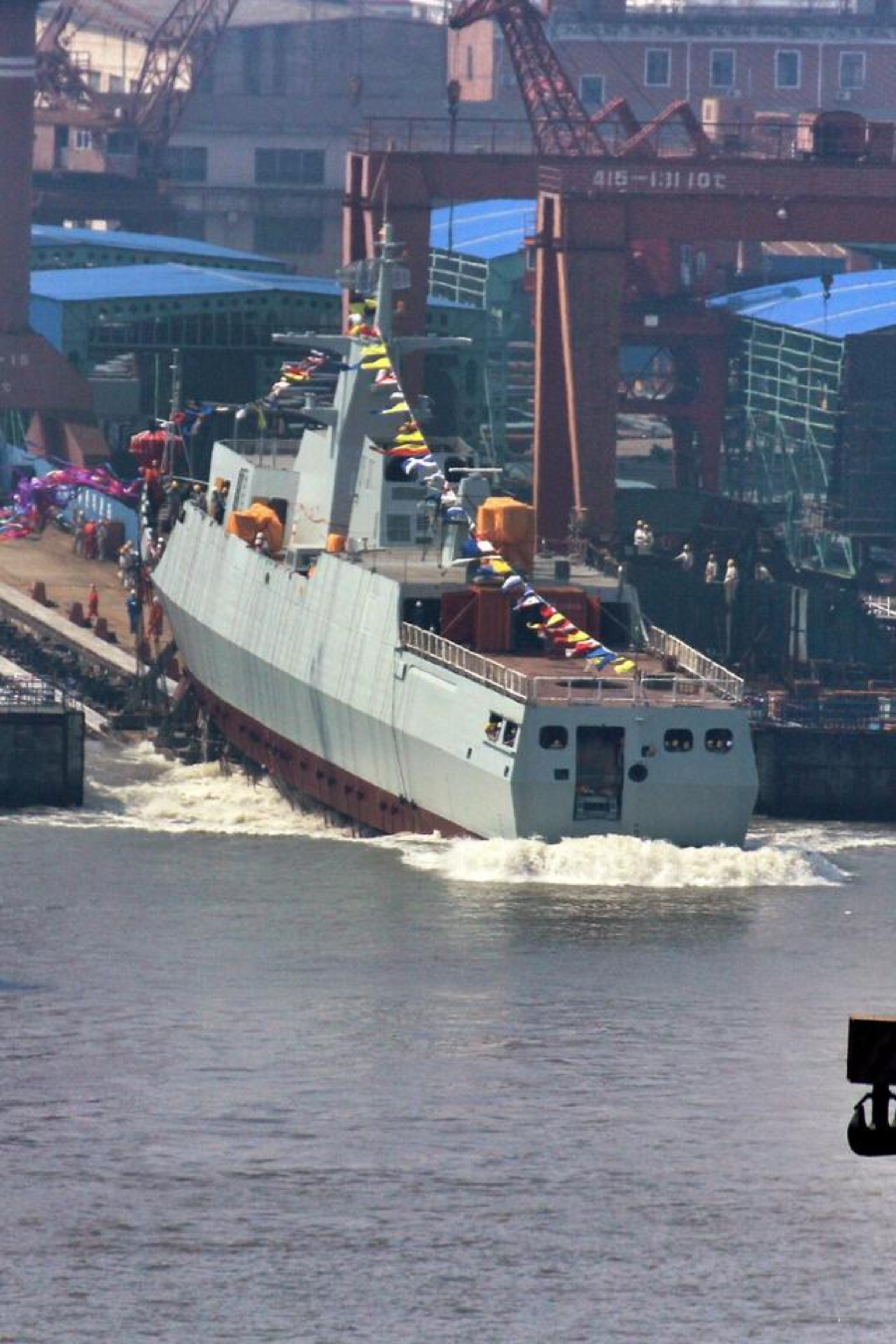中国056型护卫舰价格及其相关因素探讨，中国056型护卫舰价格及相关因素深度探讨