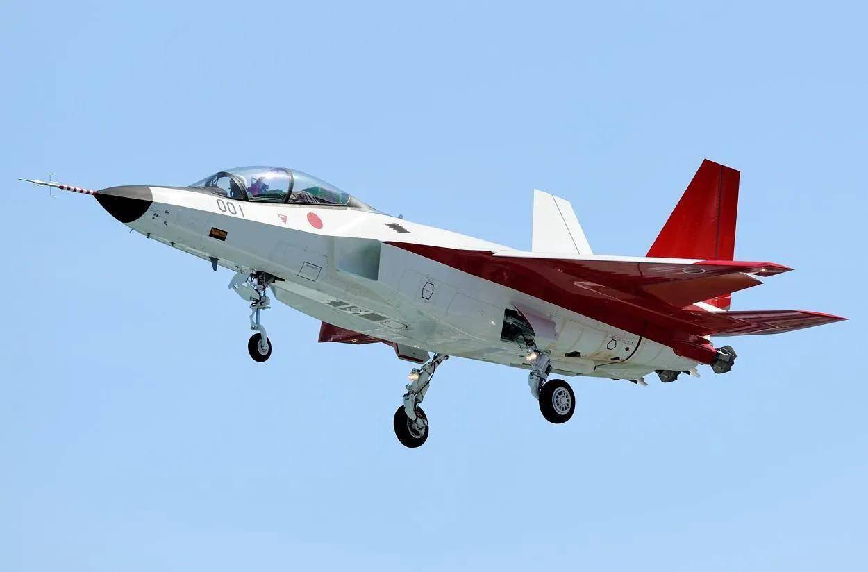 日本新神战斗机，探索未来空战的新纪元，日本新神战斗机，引领空战新纪元探索之旅