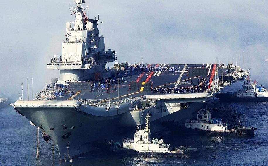 中国舰空母舰，走向深蓝，展示大国力量，中国航母走向深蓝，展示大国力量与决心