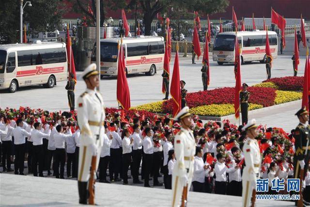 共和国勋章护卫队，荣耀与使命的守护者，共和国勋章护卫队，荣耀与使命的守护者