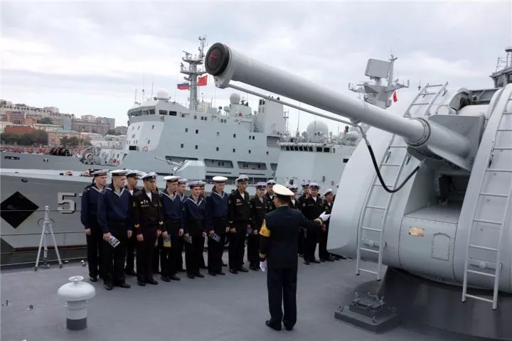 海军舰艇参观，一次深入了解海洋军事力量的绝佳体验，海军舰艇参观，深度体验海洋军事力量之旅