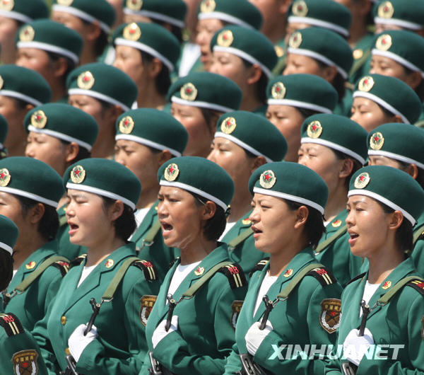 阅兵仪式上的三个代表方阵，历史、现实与未来的壮丽展示，阅兵仪式上的历史、现实与未来三大方阵壮丽展示