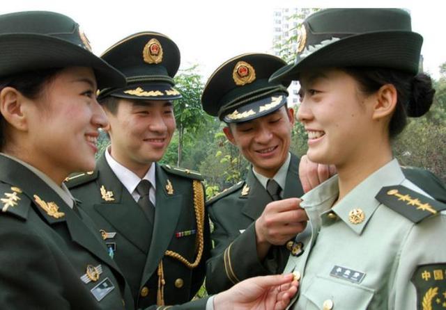 年兵转型，从初试到蜕变之路，年兵转型之路，初试到蜕变之旅