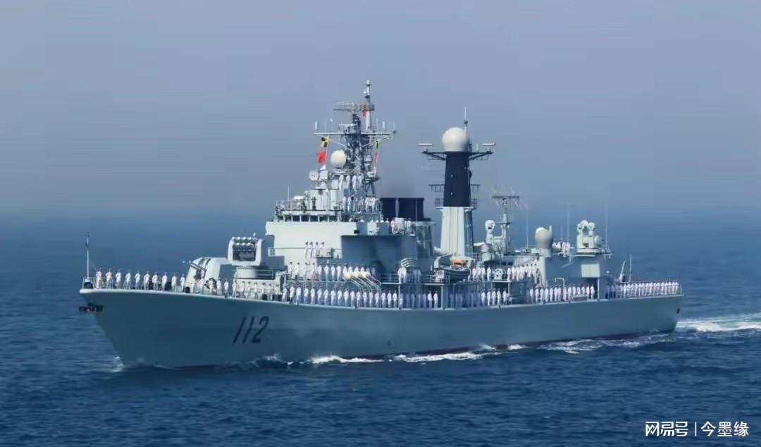 海军力量的象征，庆军信舰与二能海兵的独特故事，海军力量的骄傲，庆军信舰与二能海兵的传奇故事