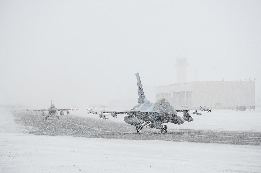 歼-15C，中国海军航空兵的新锐力量，歼-15C，中国海军航空兵的新锐战力亮相