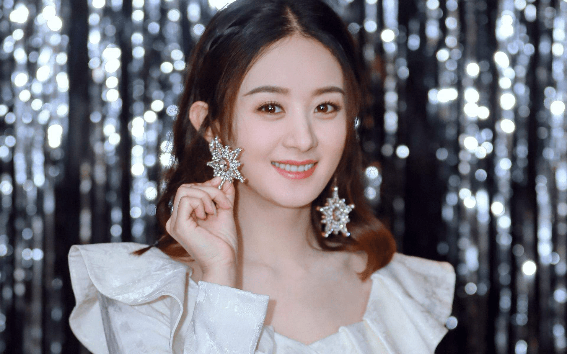 女明星排行榜 2021最新，璀璨星光闪耀全球影视界，2021最新女明星排行榜，全球影视界的璀璨星光