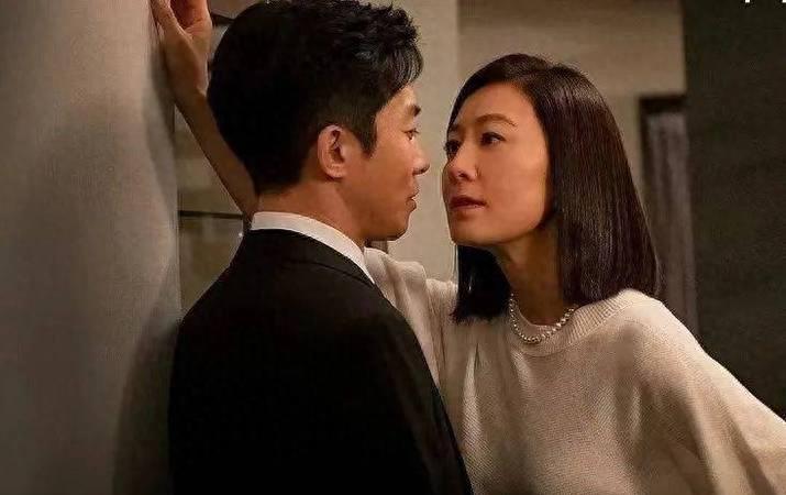 大龄剩女心理问题严重的现状及其应对之道，大龄剩女心理困境的现状与应对之策